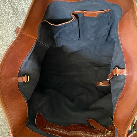 EUC Burberry XL Tote Includes  Dust Cover